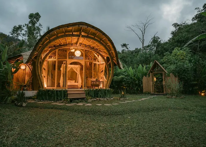 Alambali Bamboo House